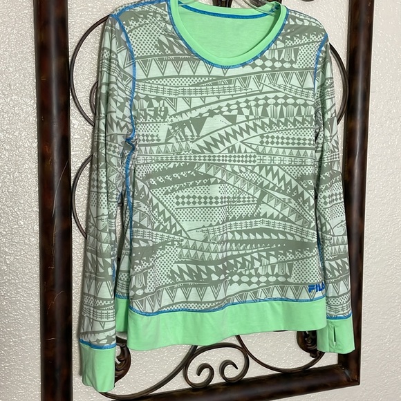 Women’s size large Fila sport reversible long sleeve top - Picture 6 of 11